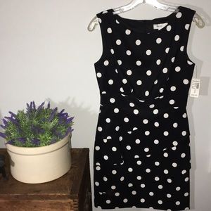 Dress barn polka dot dress // size 4 // NWT